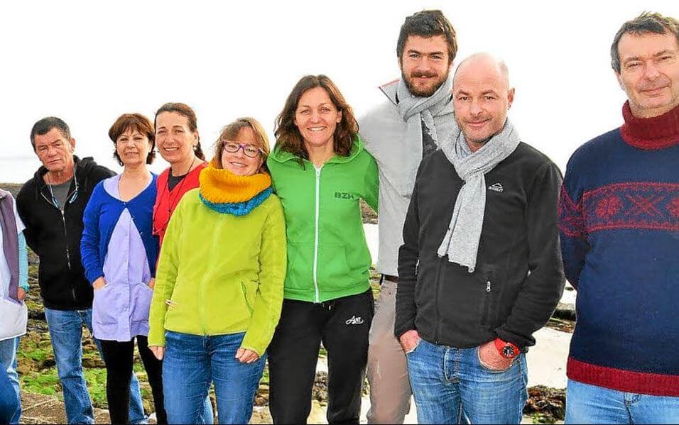 Une partie de l'équipe du centre nautique Une partie de l'équipe du centre nautique